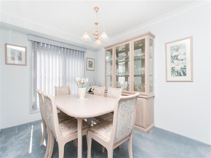 9 Kylie Tennant Close, Glenmore Park NSW 2745