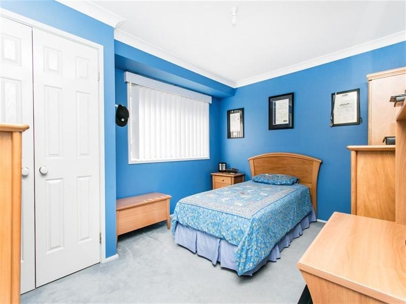 9 Kylie Tennant Close, Glenmore Park NSW 2745