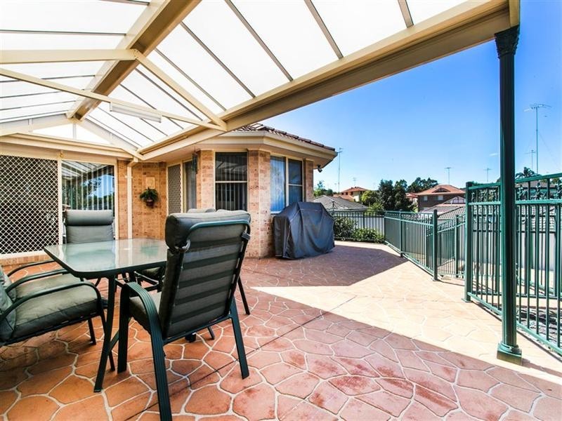 9 Kylie Tennant Close, Glenmore Park NSW 2745