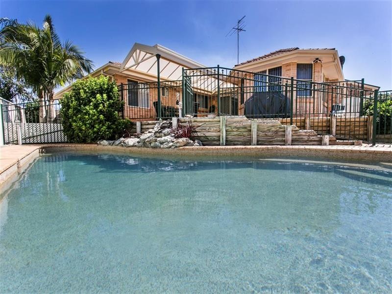 9 Kylie Tennant Close, Glenmore Park NSW 2745
