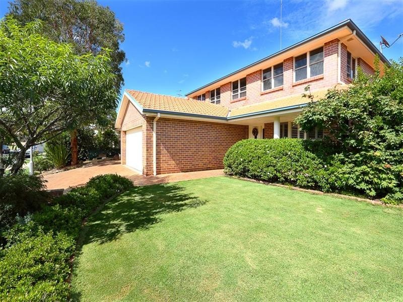 1 Huntingdale Drive, Glenmore Park NSW 2745