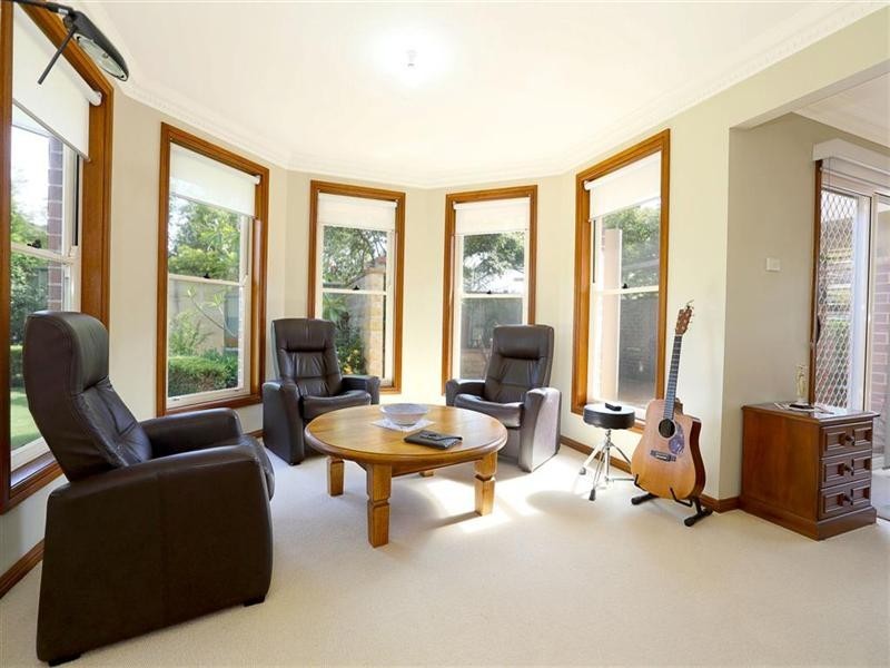 1 Huntingdale Drive, Glenmore Park NSW 2745