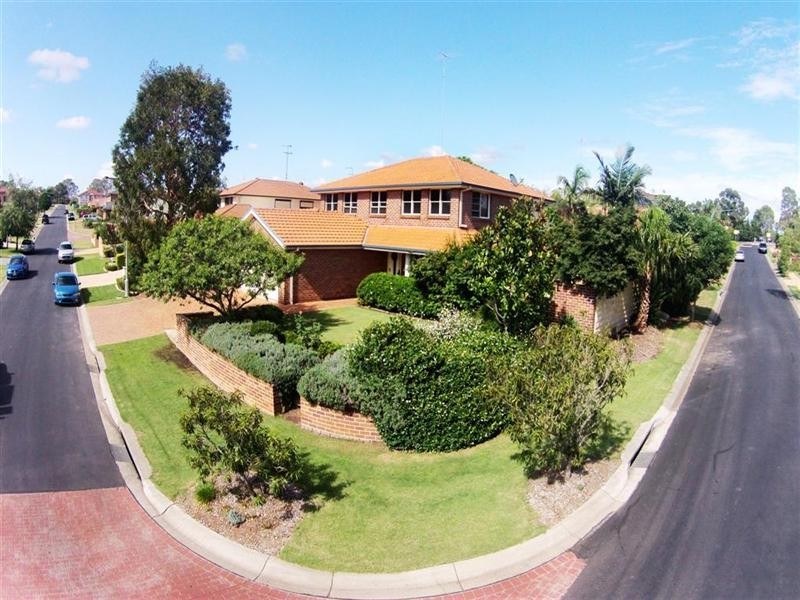 1 Huntingdale Drive, Glenmore Park NSW 2745