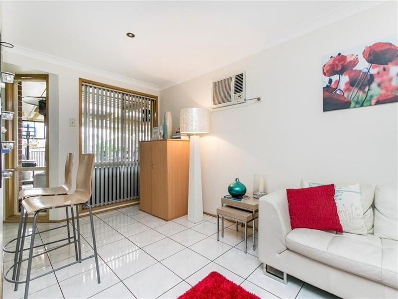 11 Pardalote Place, Glenmore Park NSW 2745