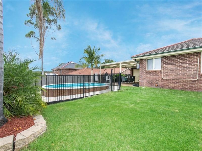 11 Pardalote Place, Glenmore Park NSW 2745