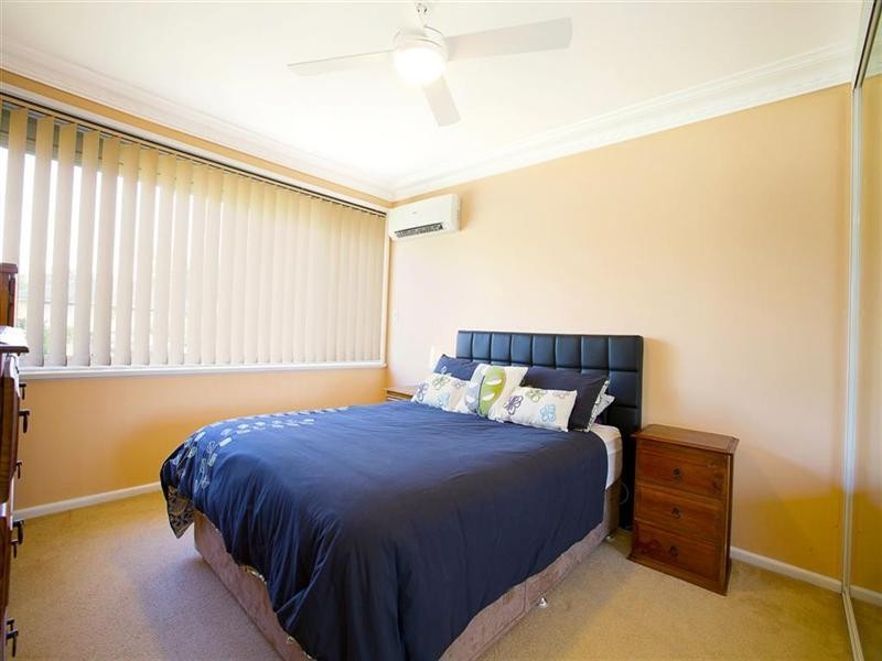 9 Wiles Place, Cambridge Park NSW 2747