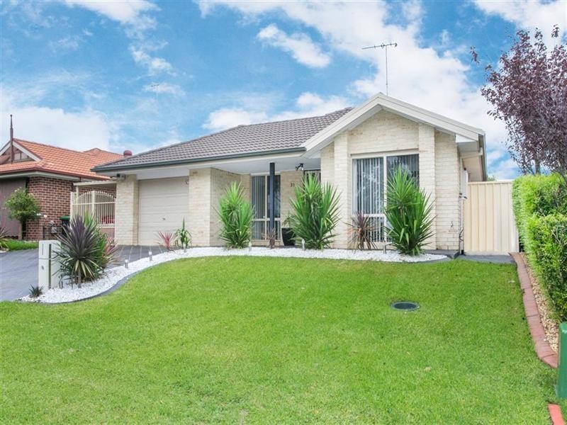23 Ballybunnion Terrace, Glenmore Park NSW 2745