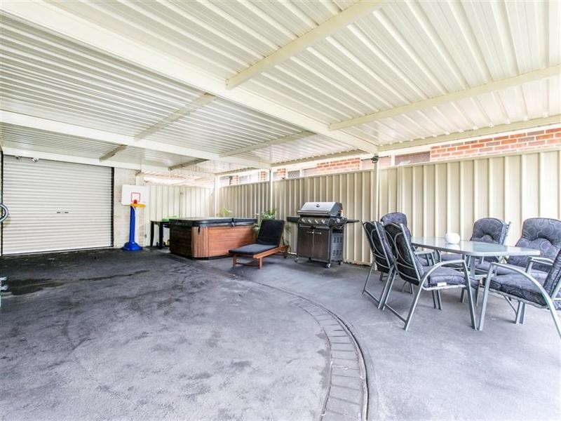 23 Ballybunnion Terrace, Glenmore Park NSW 2745