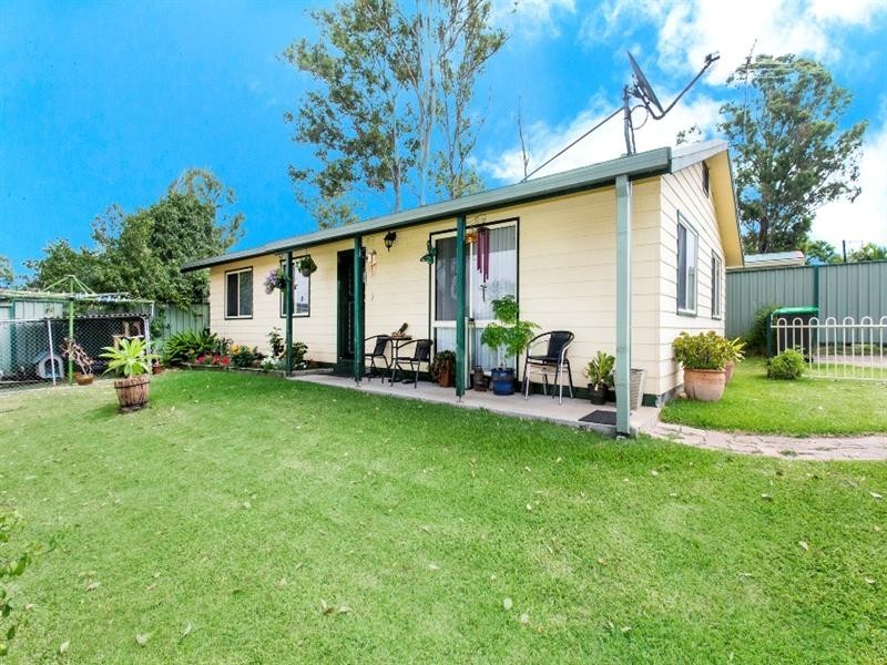 2/42 Lincoln Drive, Cambridge Park NSW 2747