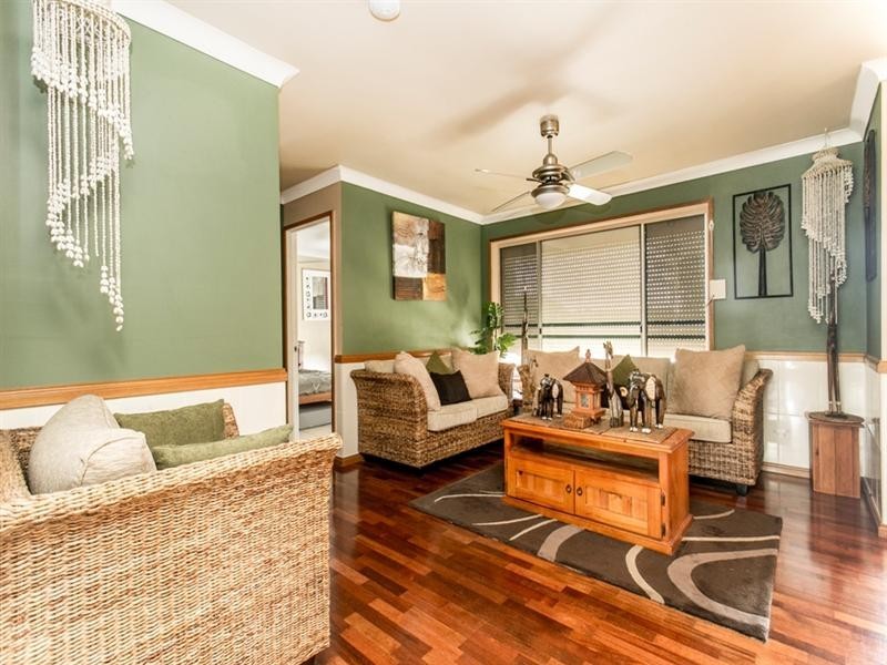 24 Dampier Avenue, Werrington County NSW 2747