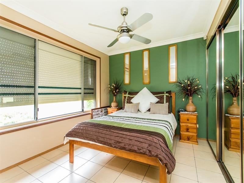 24 Dampier Avenue, Werrington County NSW 2747