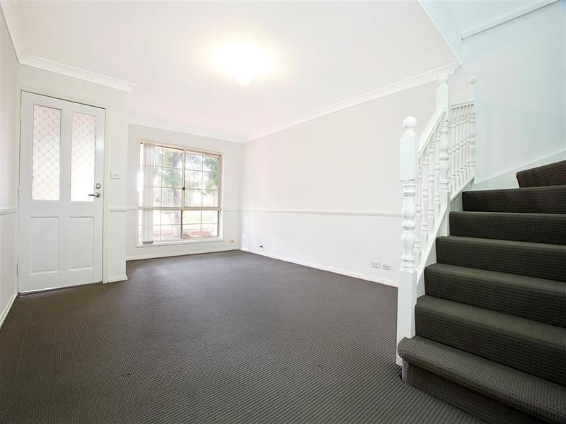 3/1 Dutton Place, Glenmore Park NSW 2745