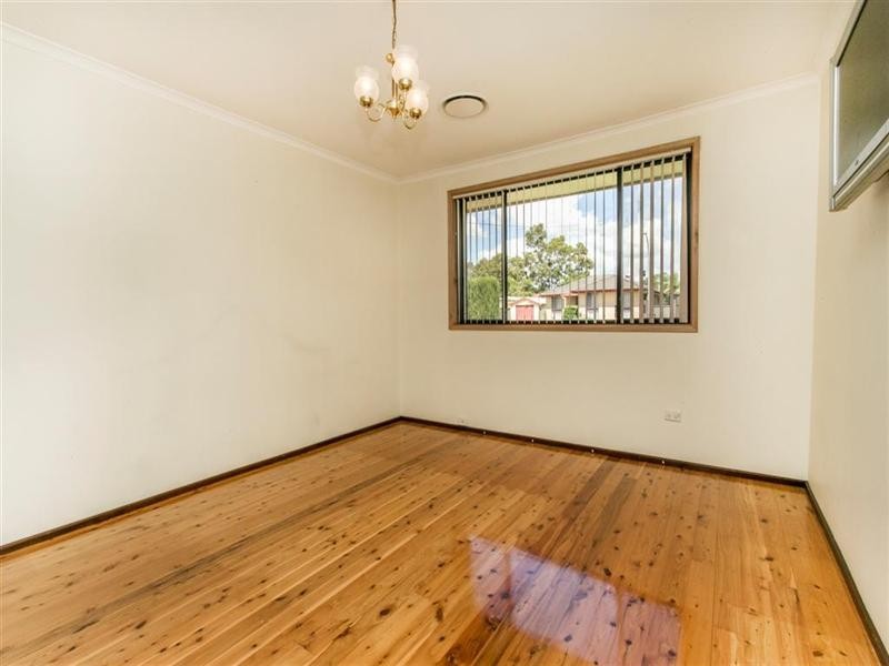 25 Lyn Circuit, Jamisontown NSW 2750