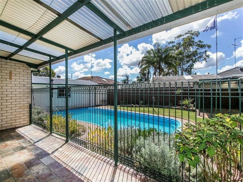 25 Lyn Circuit, Jamisontown NSW 2750