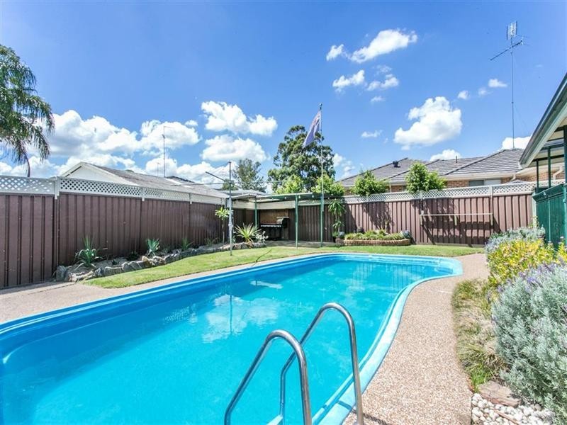 25 Lyn Circuit, Jamisontown NSW 2750