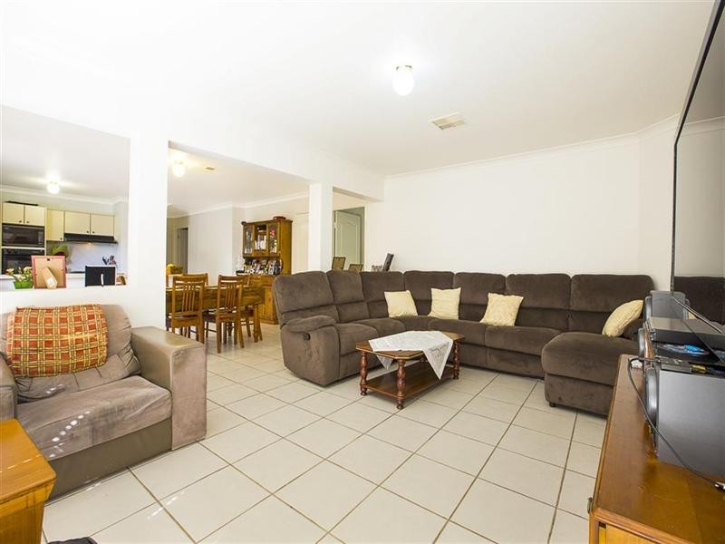 18 Condor Place, Glenmore Park NSW 2745