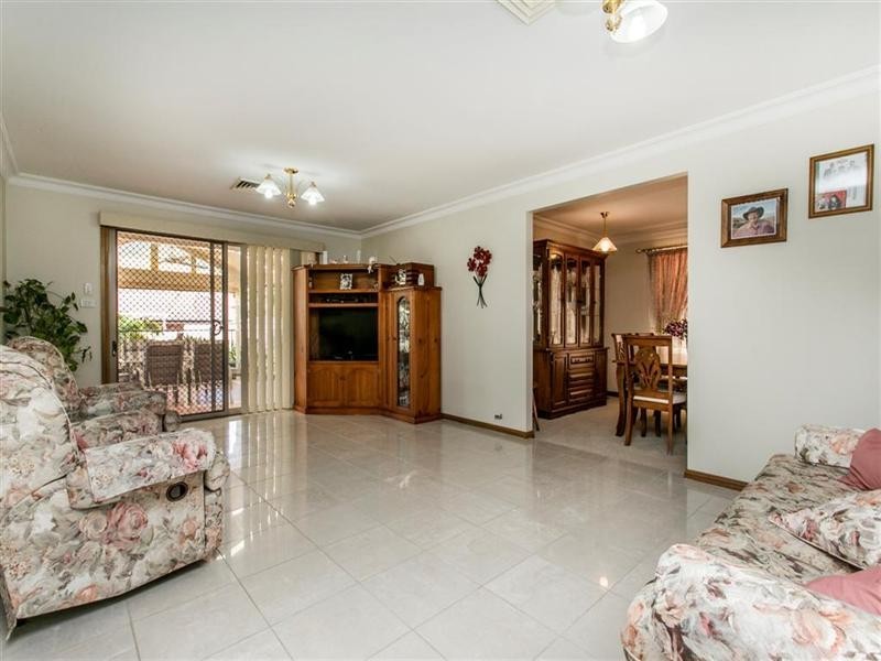 2 Eliza Place, Glenmore Park NSW 2745