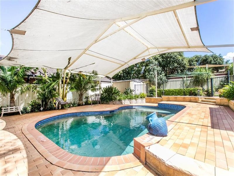 2 Eliza Place, Glenmore Park NSW 2745