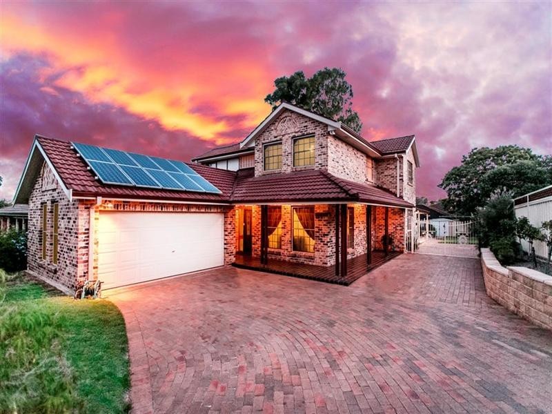 2 Eliza Place, Glenmore Park NSW 2745