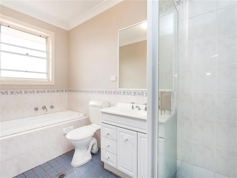12/841 Glenmore Parkway, Glenmore Park NSW 2745