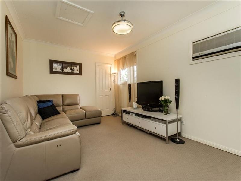 8 Telopea Close, Glenmore Park NSW 2745