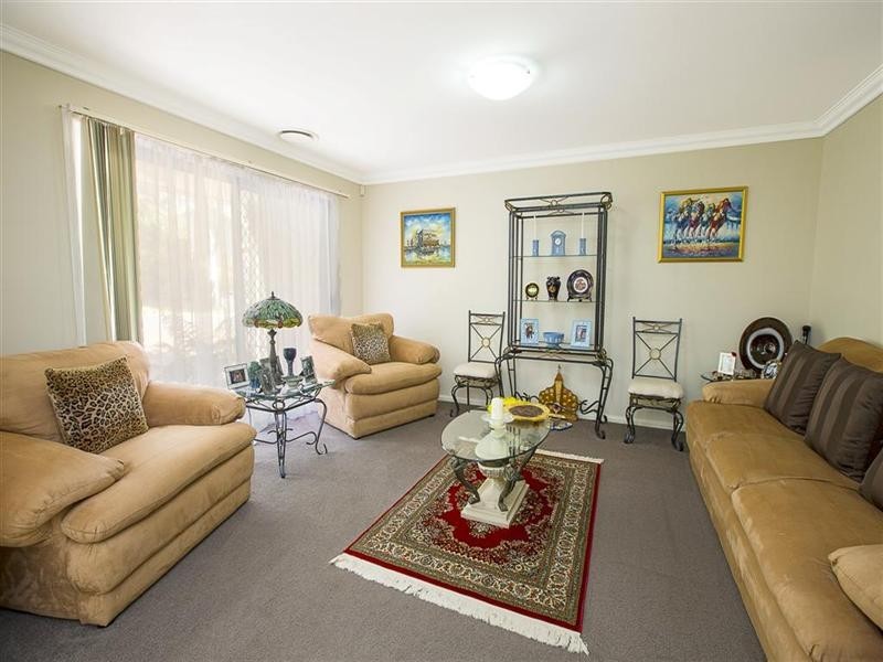 7 Wattlecliffe Drive, Blaxland NSW 2774