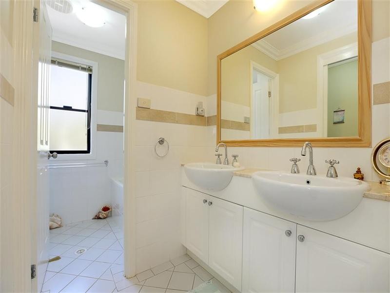 7 Wattlecliffe Drive, Blaxland NSW 2774