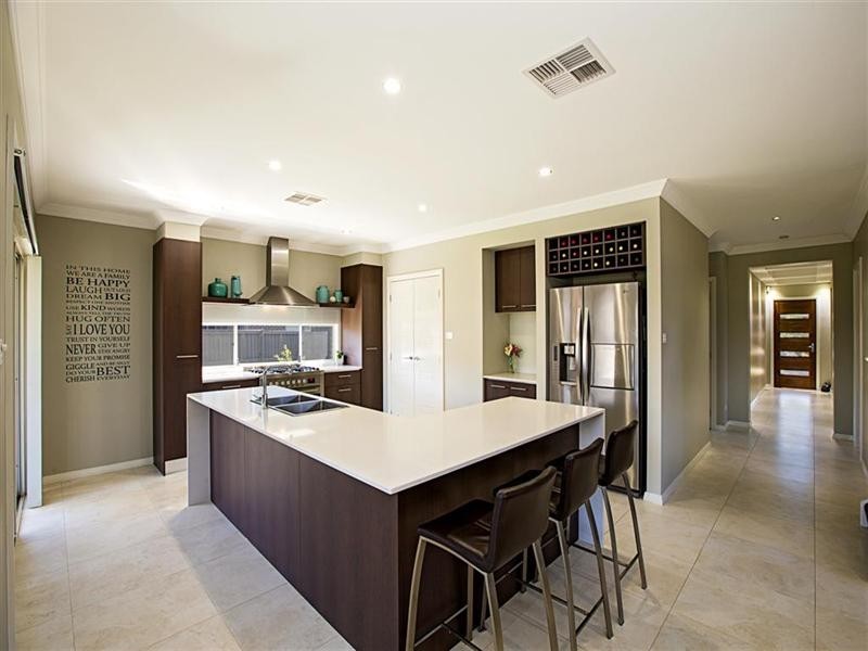 22 Foothills Terrace, Glenmore Park NSW 2745