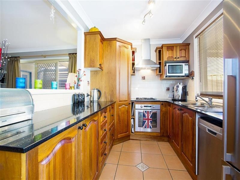 18 Woodi Close, Glenmore Park NSW 2745