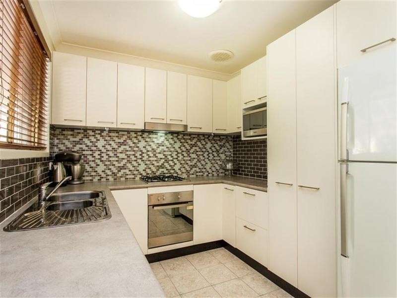 8 Telopea Close, Glenmore Park NSW 2745