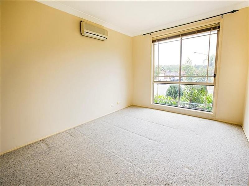 28 Friarbird Crescent, Glenmore Park NSW 2745