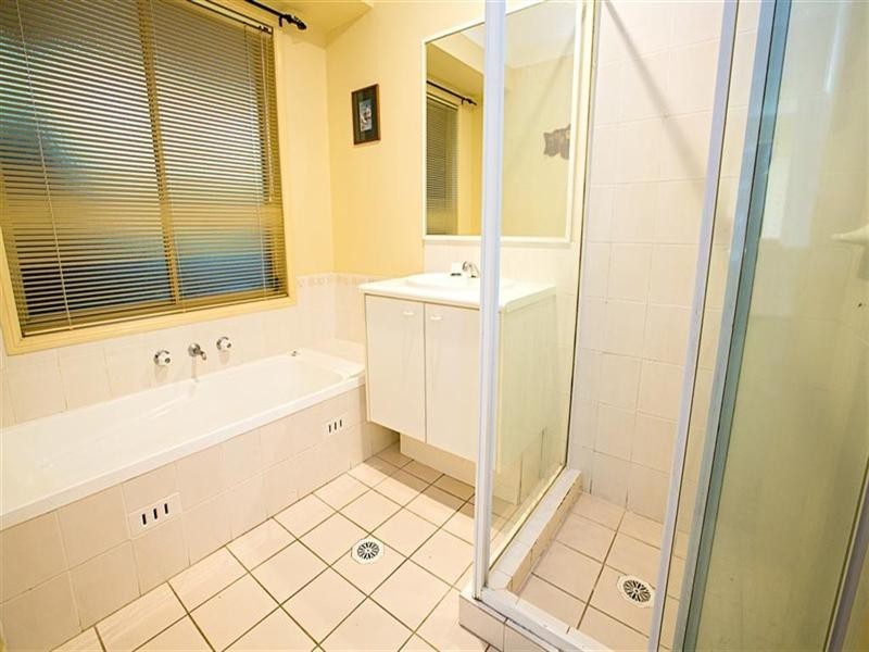 28 Friarbird Crescent, Glenmore Park NSW 2745