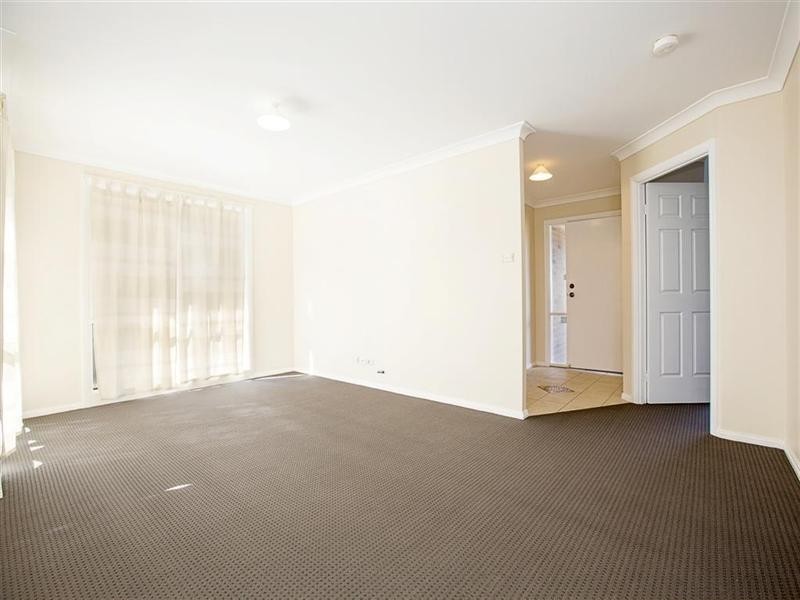 34 Midin Close, Glenmore Park NSW 2745