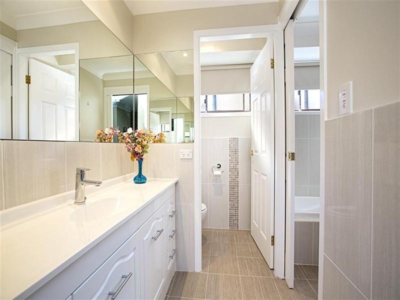 9 Bungalow Parade, Werrington Downs NSW 2747