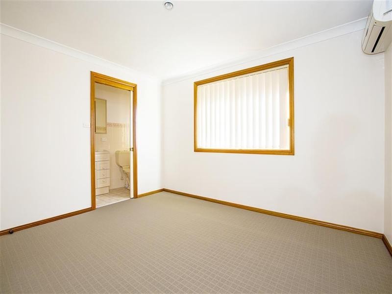 22 Womra Crescent, Glenmore Park NSW 2745