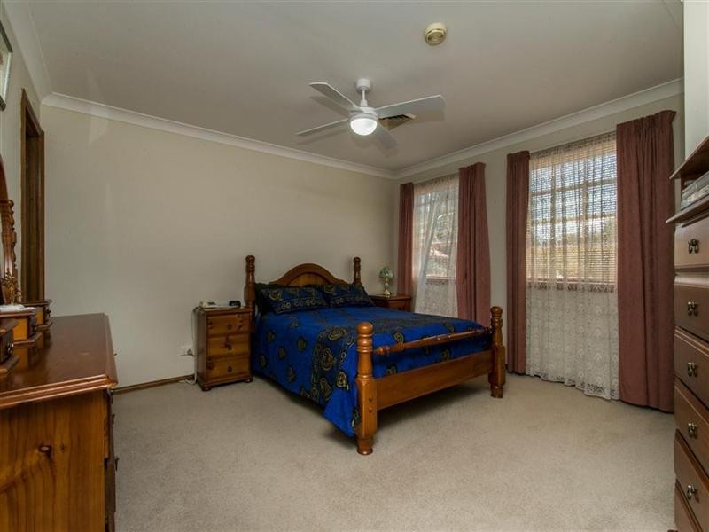 2 Eliza Place, Glenmore Park NSW 2745