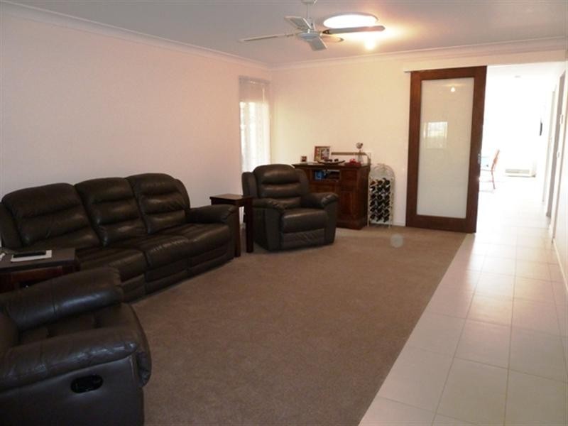 127 Garswood Road, Glenmore Park NSW 2745
