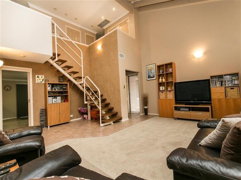 41 Kenilworth Crescent, Cranebrook NSW 2749