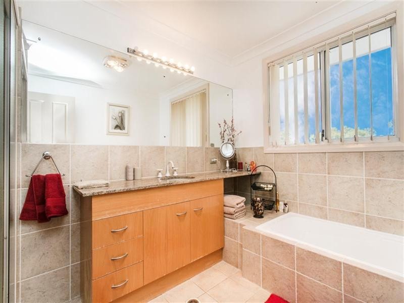 41 Kenilworth Crescent, Cranebrook NSW 2749