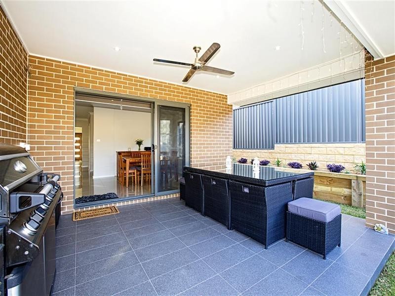 14 Blue View Terrace, Glenmore Park NSW 2745