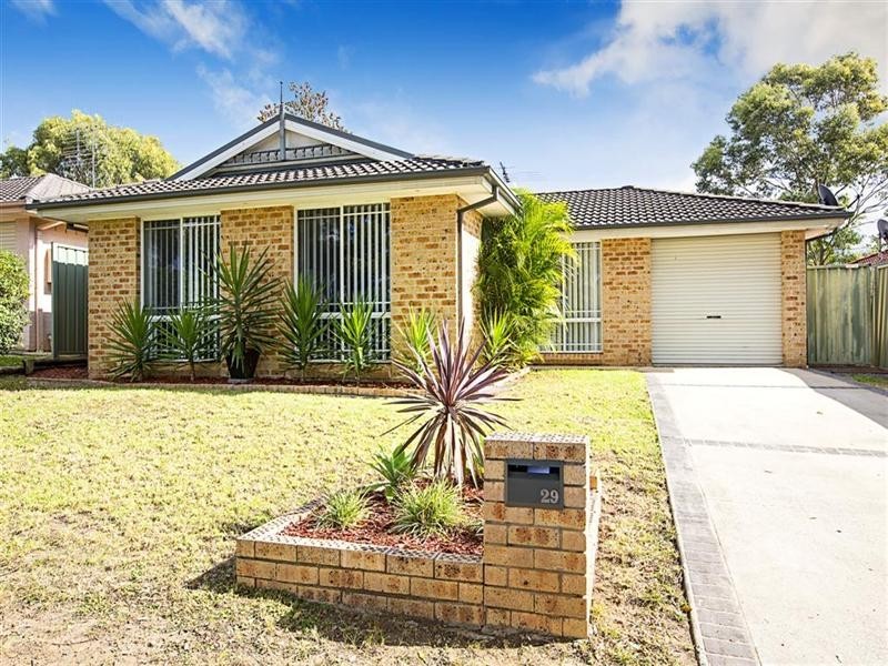 29 Wolara Avenue, Glenmore Park NSW 2745