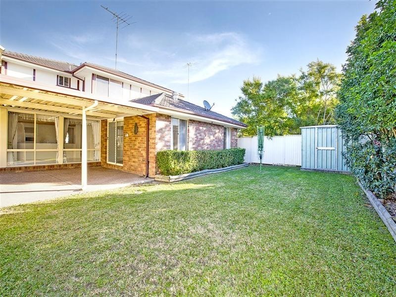 27 Sorenson Crescent, Glenmore Park NSW 2745