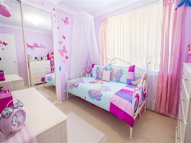 24 Waringa Crescent, Glenmore Park NSW 2745