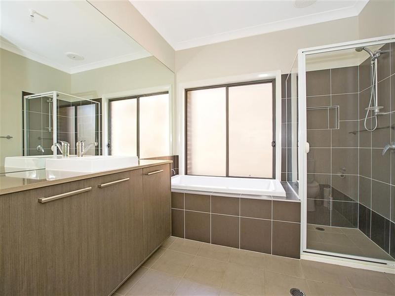 79 Glenmore Ridge Drive, Glenmore Park NSW 2745