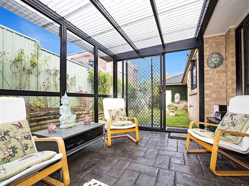 8 Firestone Crescent, Glenmore Park NSW 2745