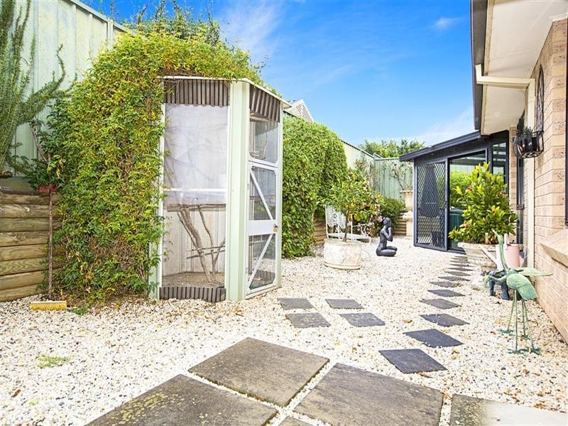 8 Firestone Crescent, Glenmore Park NSW 2745