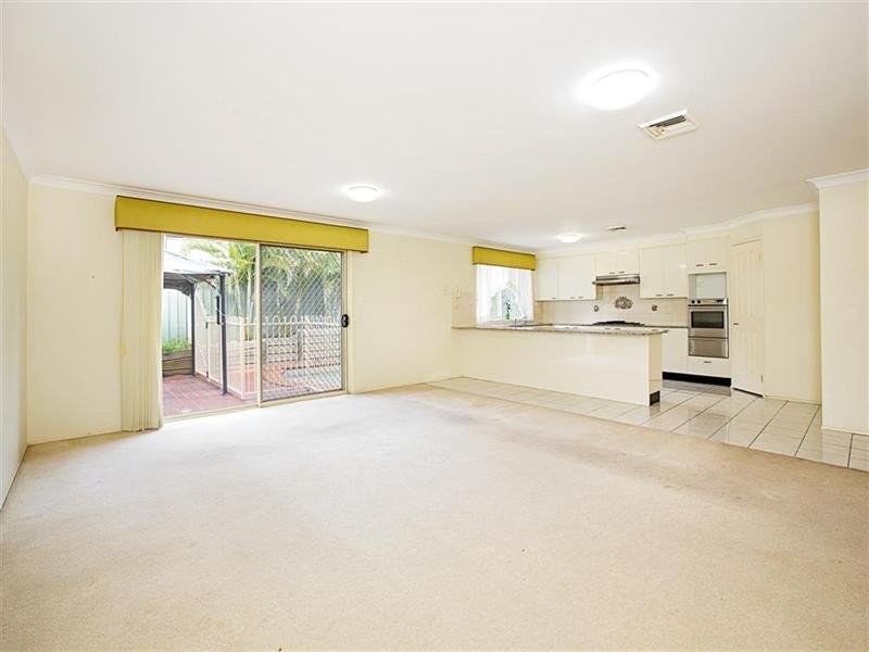 9 Burraga Place, Glenmore Park NSW 2745