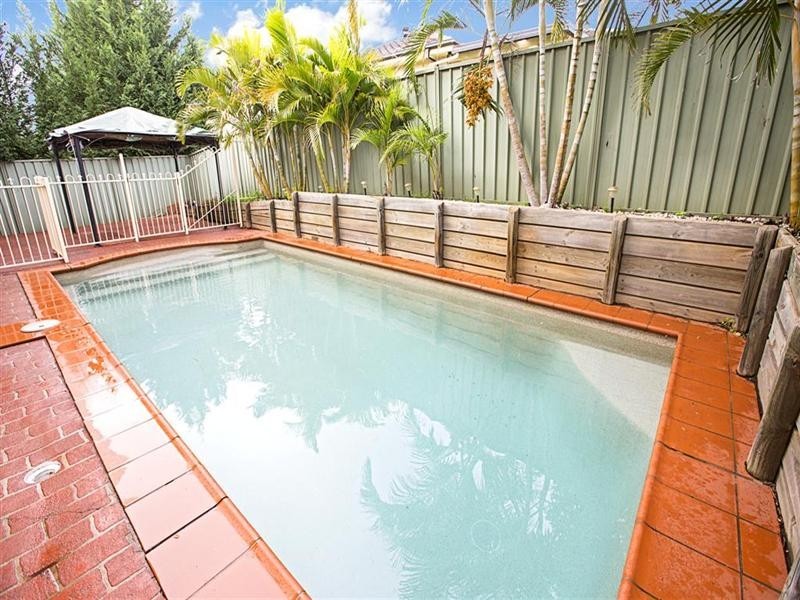 9 Burraga Place, Glenmore Park NSW 2745