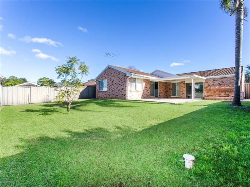 18 Redwood Place, Claremont Meadows NSW 2747