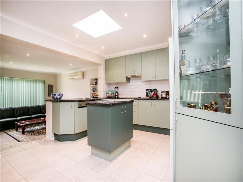 13 Lyn Circuit, Jamisontown NSW 2750